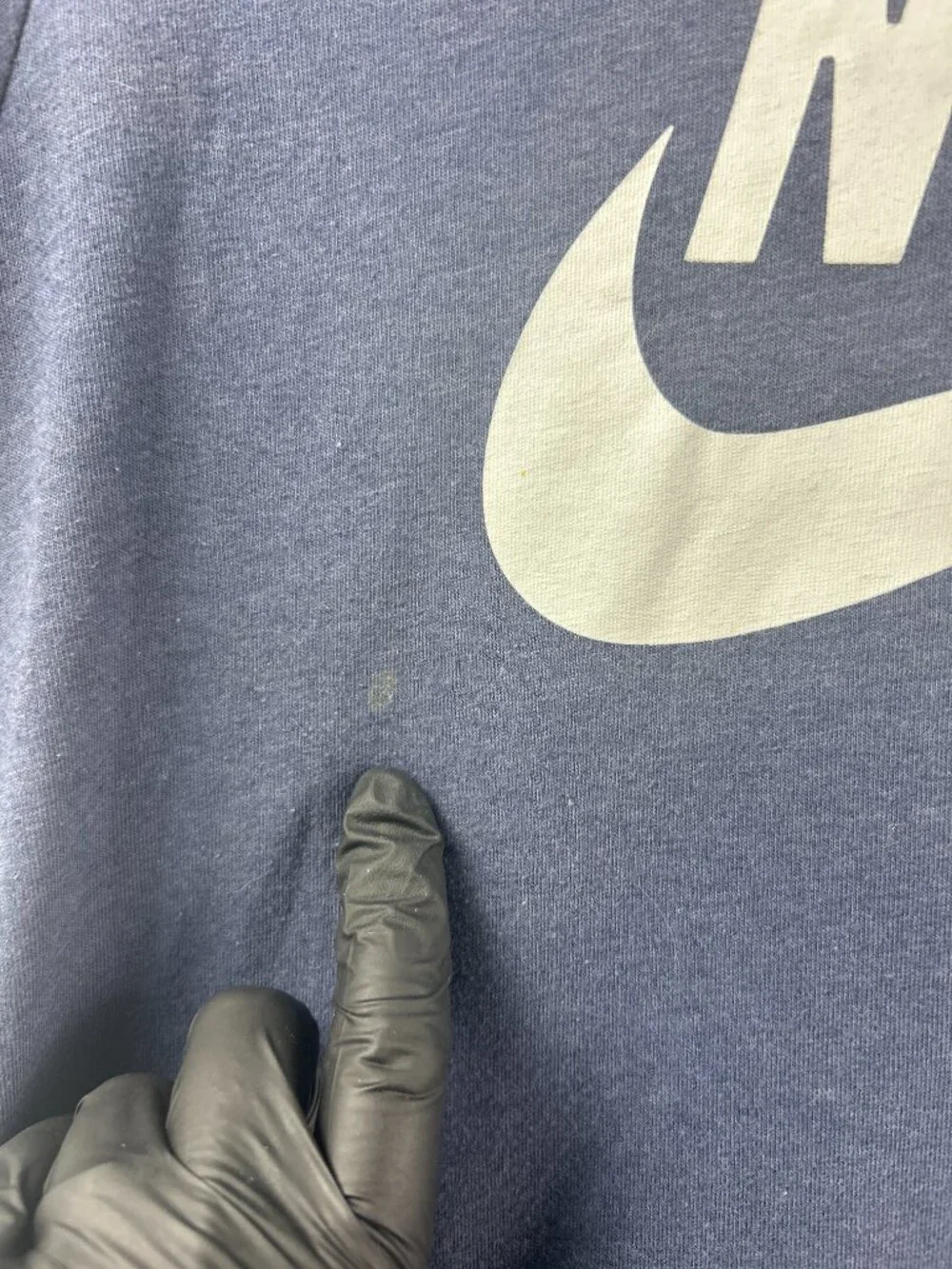 Nike Sportswear Slim Fit Navy Blue Logo Tee Unisex Medium